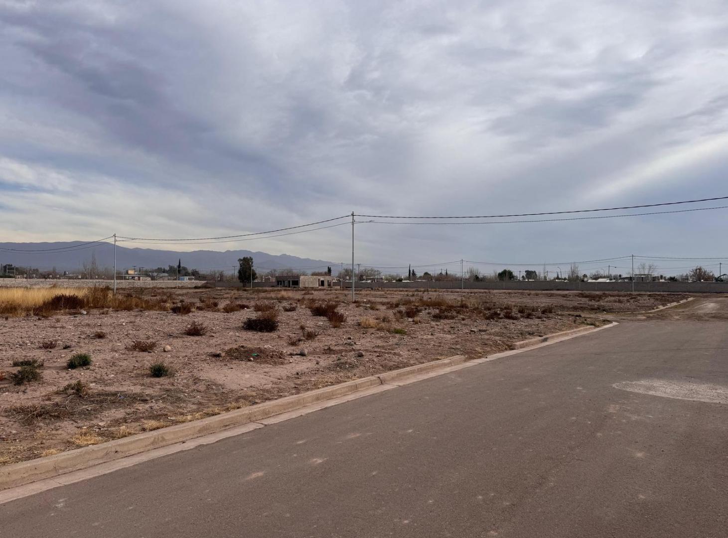 Foto de Terreno en barrio privado Pinar del Sol IX, imagen 2
