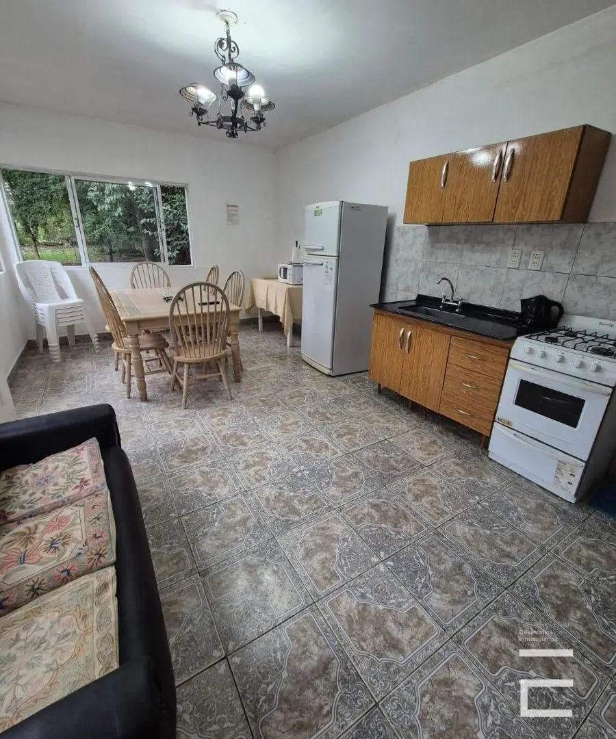 Casa en alquiler en Otros Barrios 3