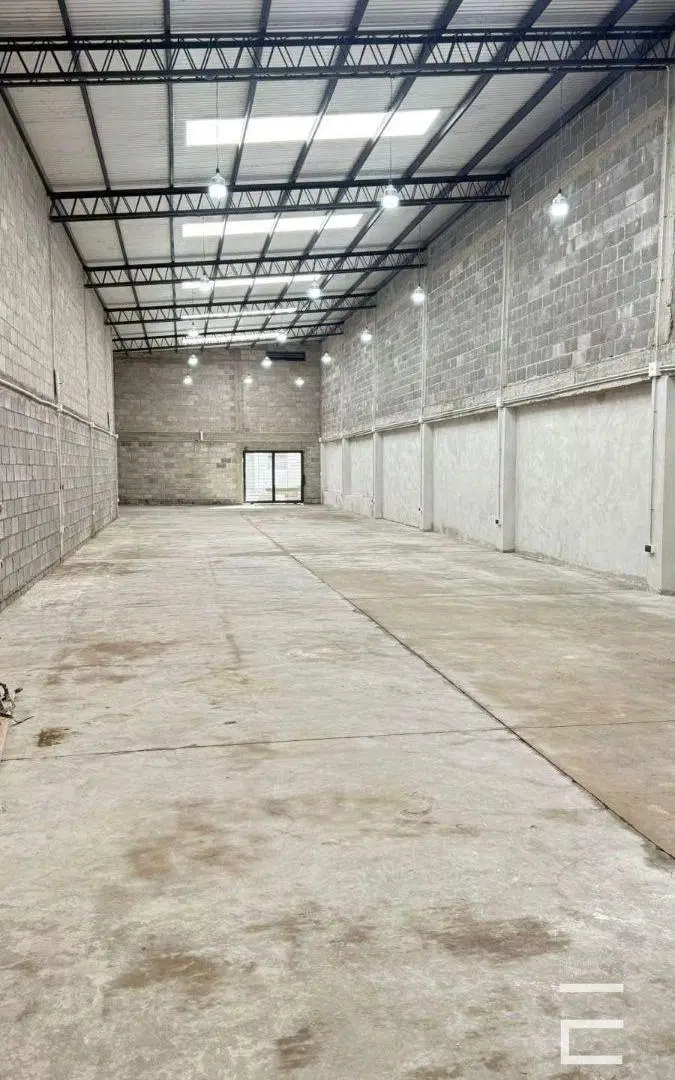 Galpón en alquiler de 443.4m2 ubicado en Otros Barrios 5