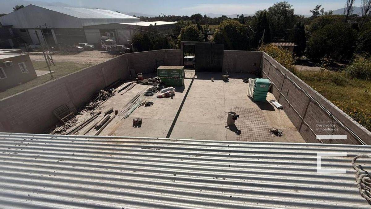 Foto de Galpón en alquiler de 350m2 ubicado en Cerrillos, imagen 4