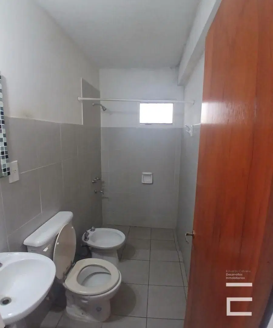 Casa en alquiler en El Huaico 5