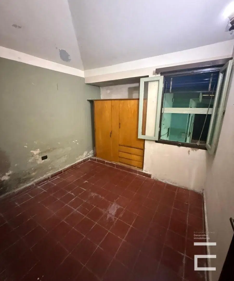 Casa en venta c/ cochera en Otros Barrios 5