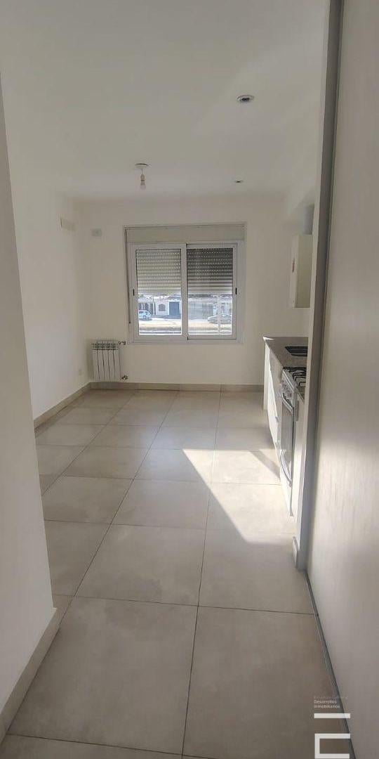Foto de Departamento en alquiler c/ cochera en Zona Sur, imagen 1