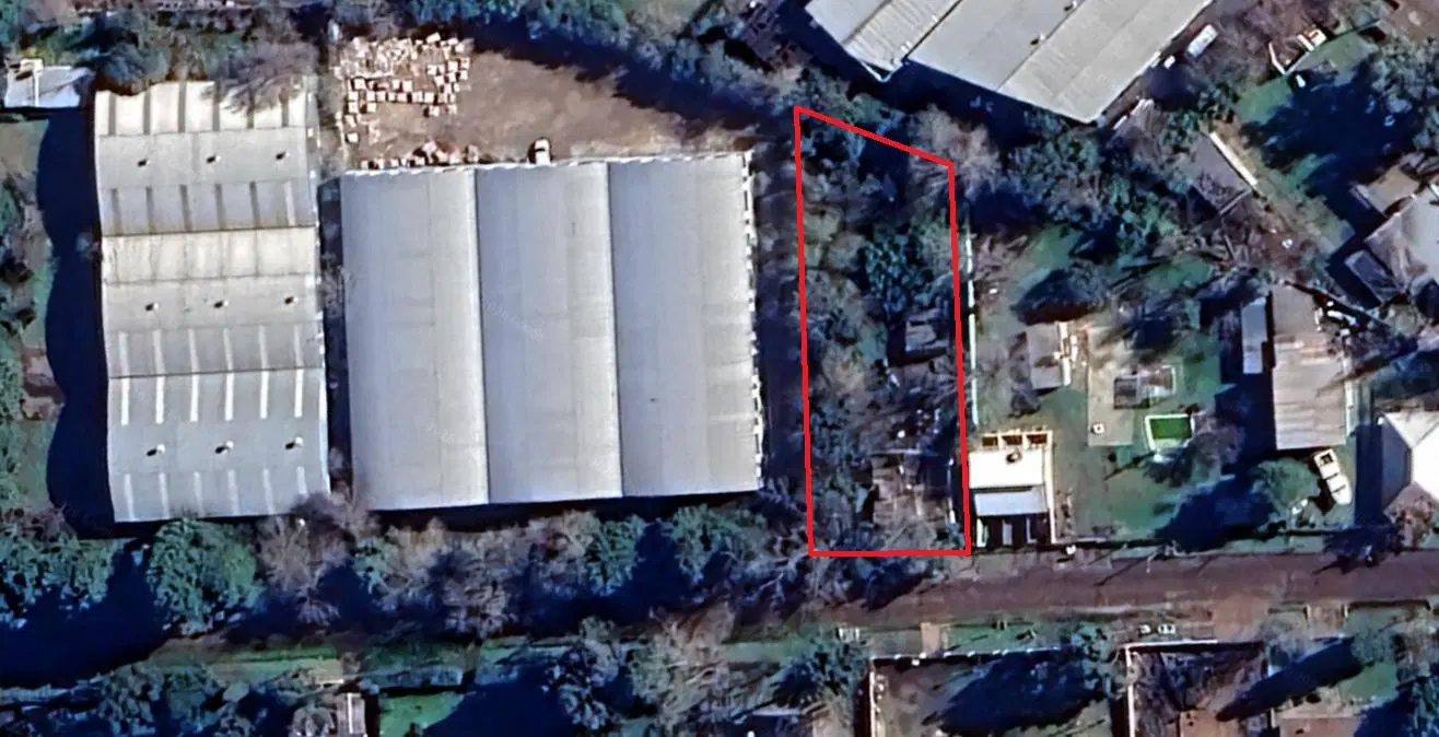 Terreno En Zona Industrial Con Mejoras En Villa Rosa 2