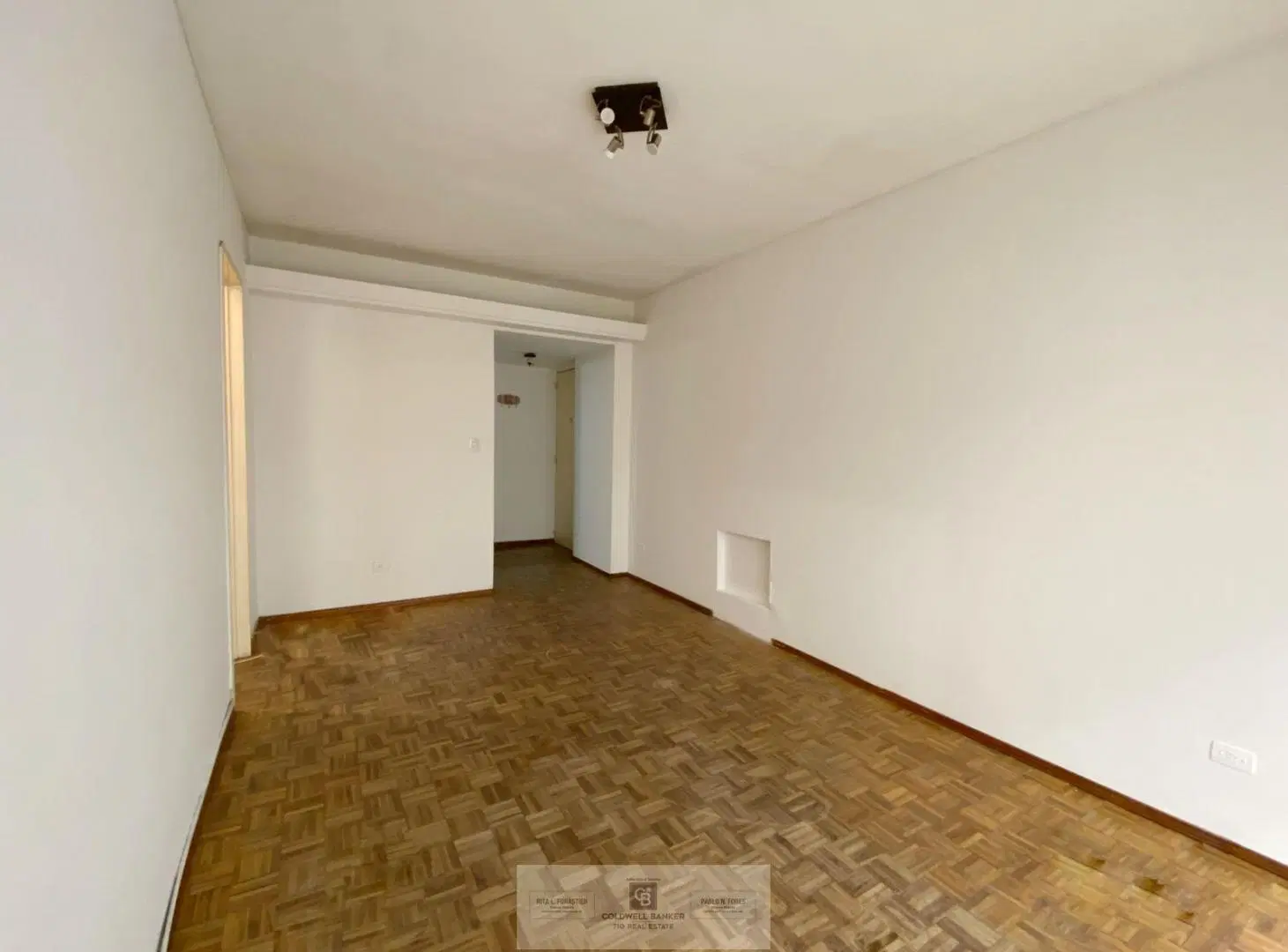 Venta Departamento 2 ambientes Monserrat 3