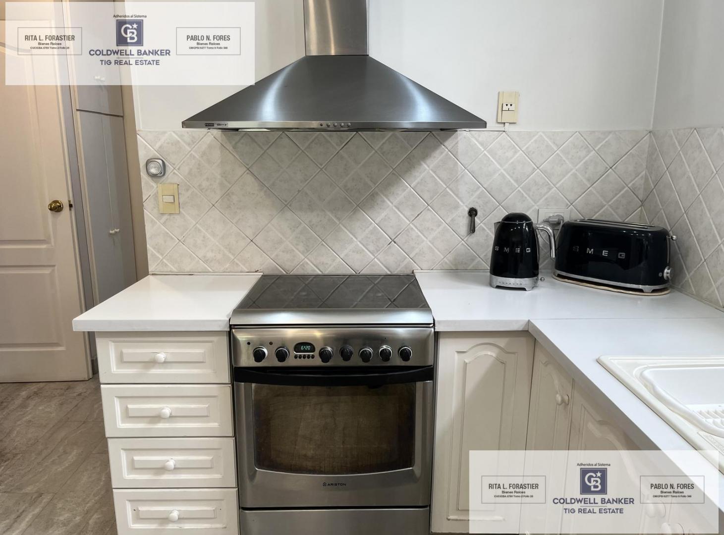 Foto de Venta casa 5 ambientes con pileta en Barrio La Colina, imagen 4