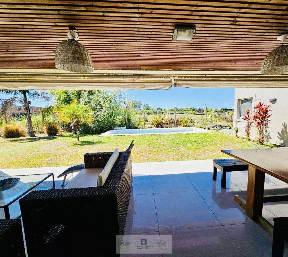 Foto de Casa en Venta Barrio Nautico Albanueva, imagen 4
