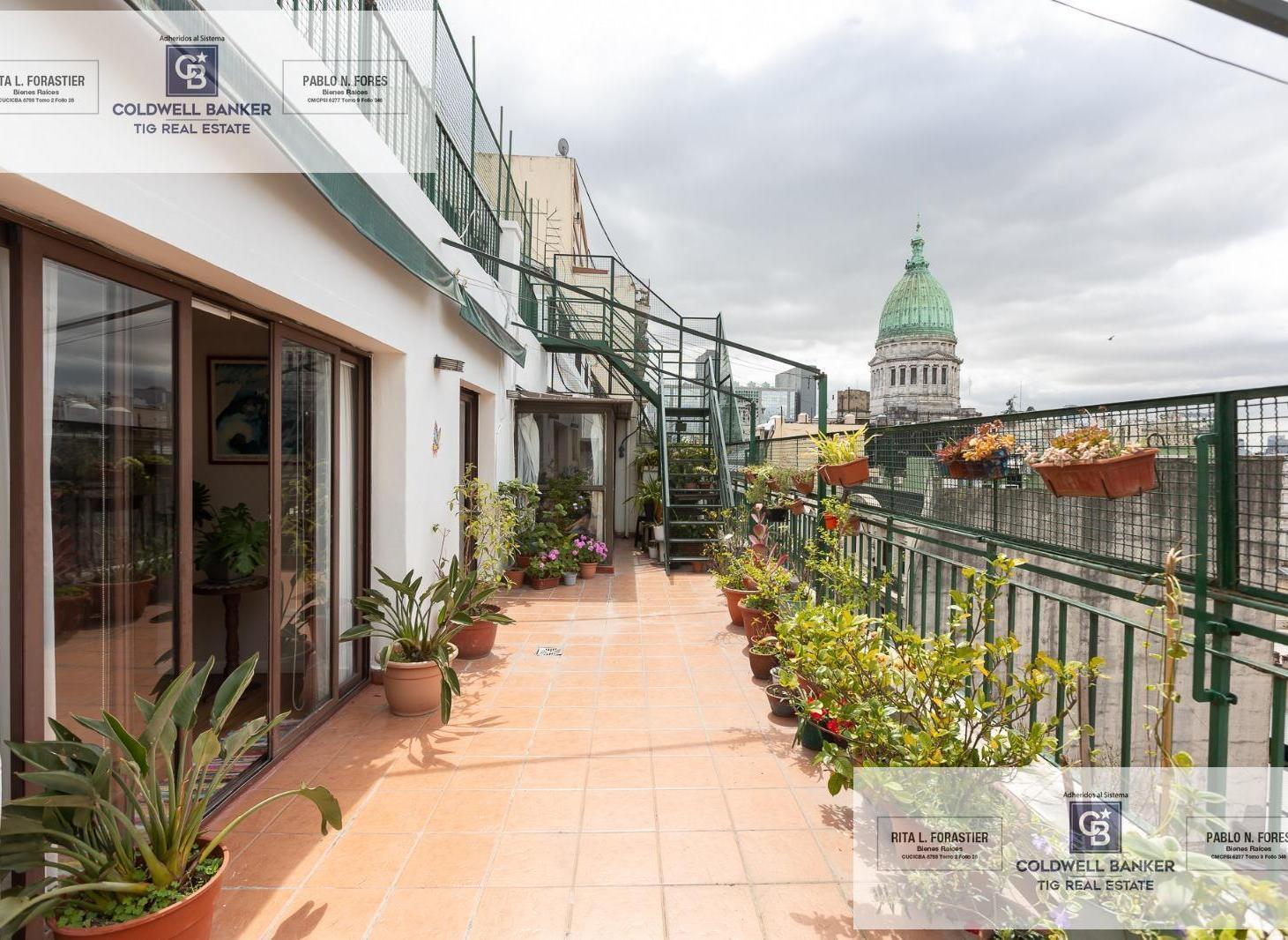 Foto de Duplex 5 ambientes con balcon y terraza , Congreso, imagen 1