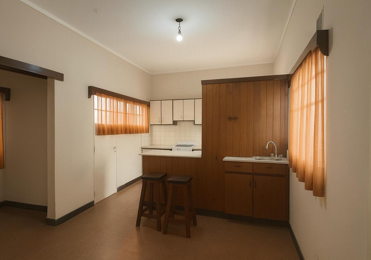Foto de Casa en venta 3 dormitorios c/ cochera y jardin, imagen 3