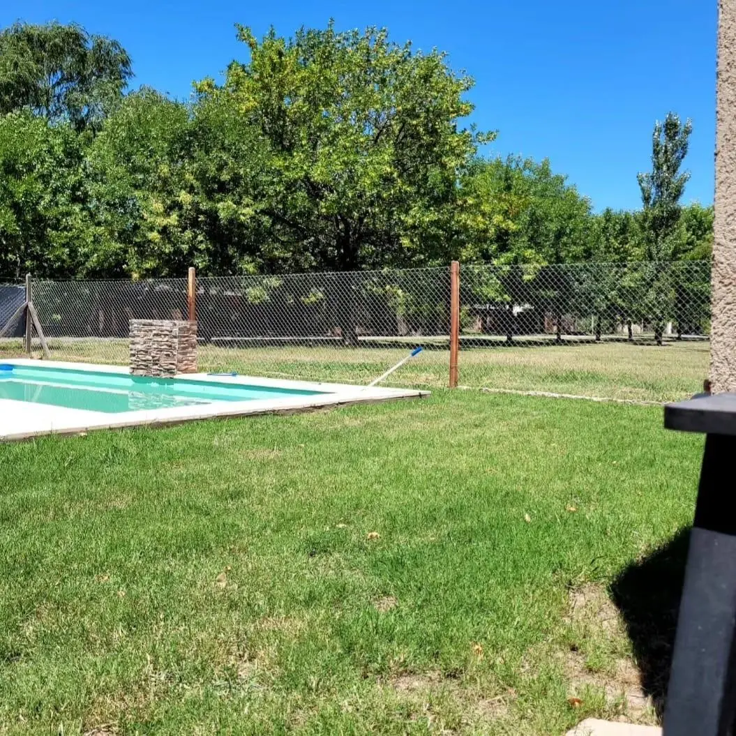Venta de casa de 3 dormitorios con Piscina - Funes 3