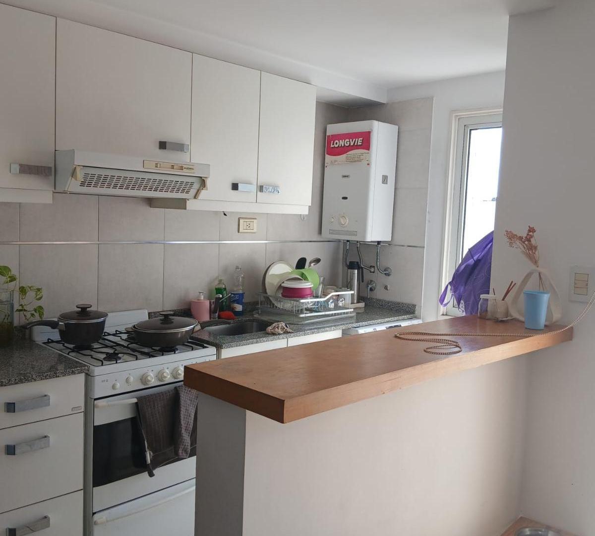 Foto de Departamento en Venta 1 dormitorio semi piso con balcon al frente y, imagen 1