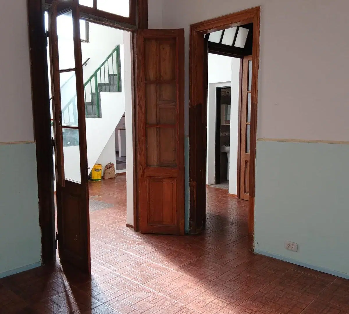 Venta de departamento de pasillo de 1 dormitorio con patio y terraza exclusiva 3