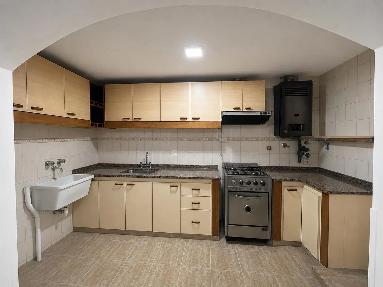 Casa interna unica en venta de 3 dormitorios 4