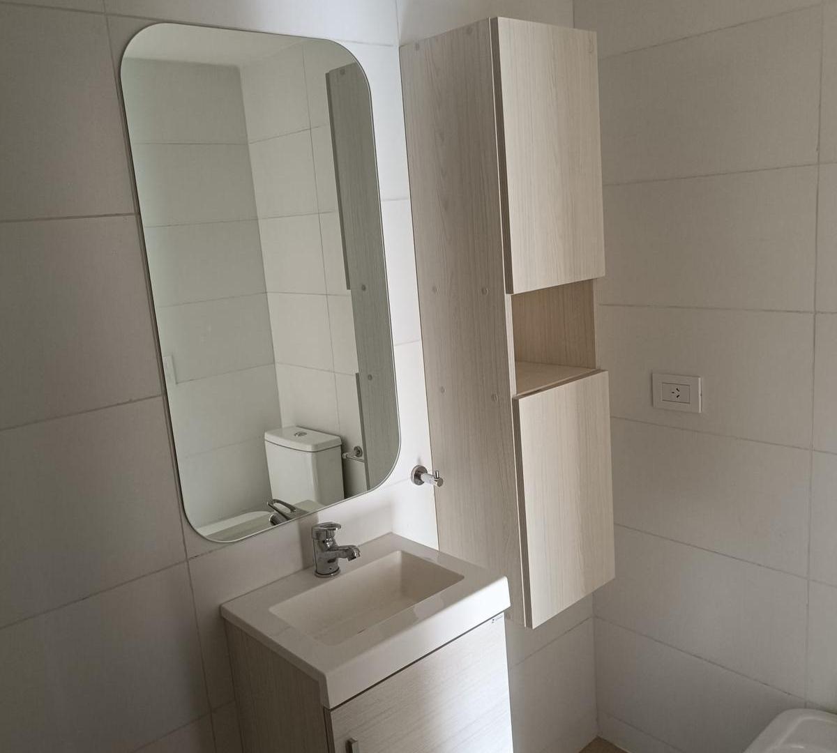 Foto de Venta de departamento monoambiente con balcon - Pichincha, imagen 2