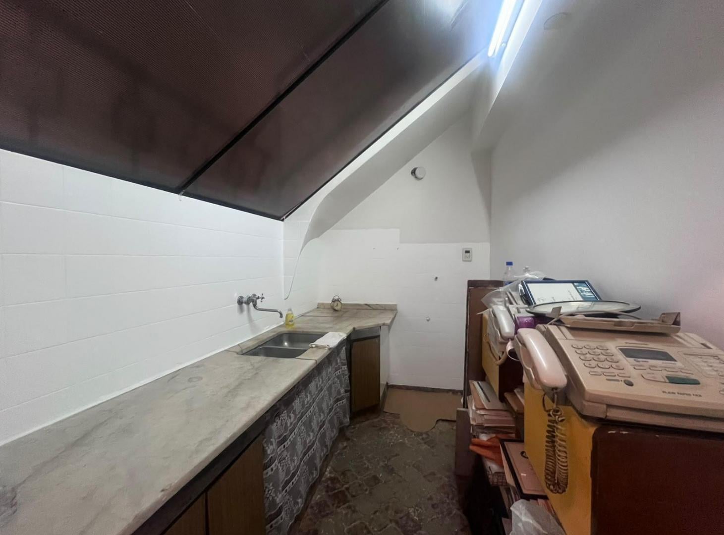 Foto de Venta/Alquiler - Casa de 3 plantas en Barrio Luis Agote, imagen 4