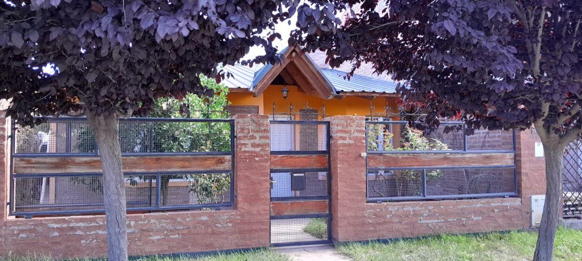 PLOTTIER CASA EN VENTA Bº Los Aromos
