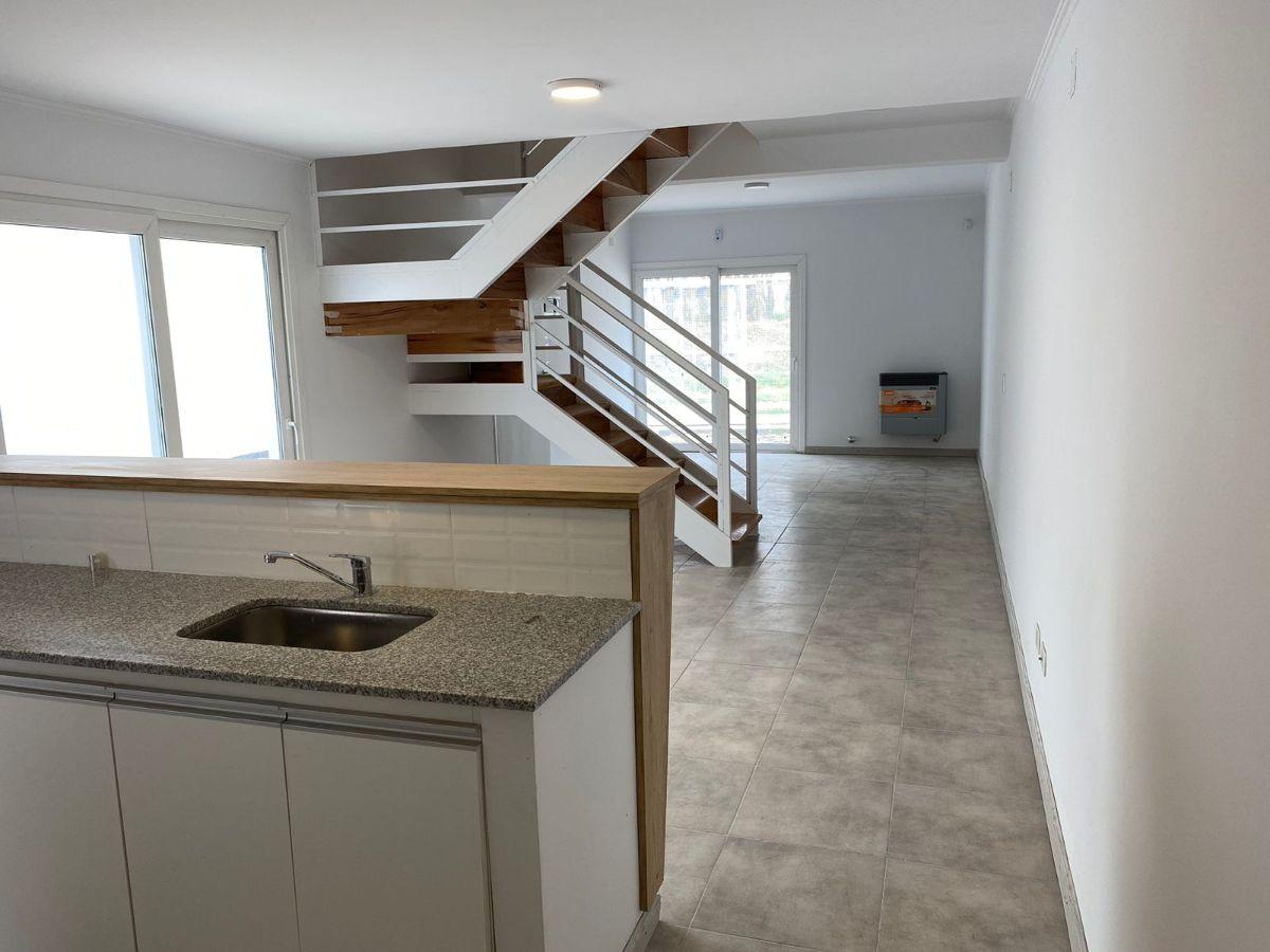 Foto de Duplex Alquiler Bº Los Canales Plottier, imagen 3