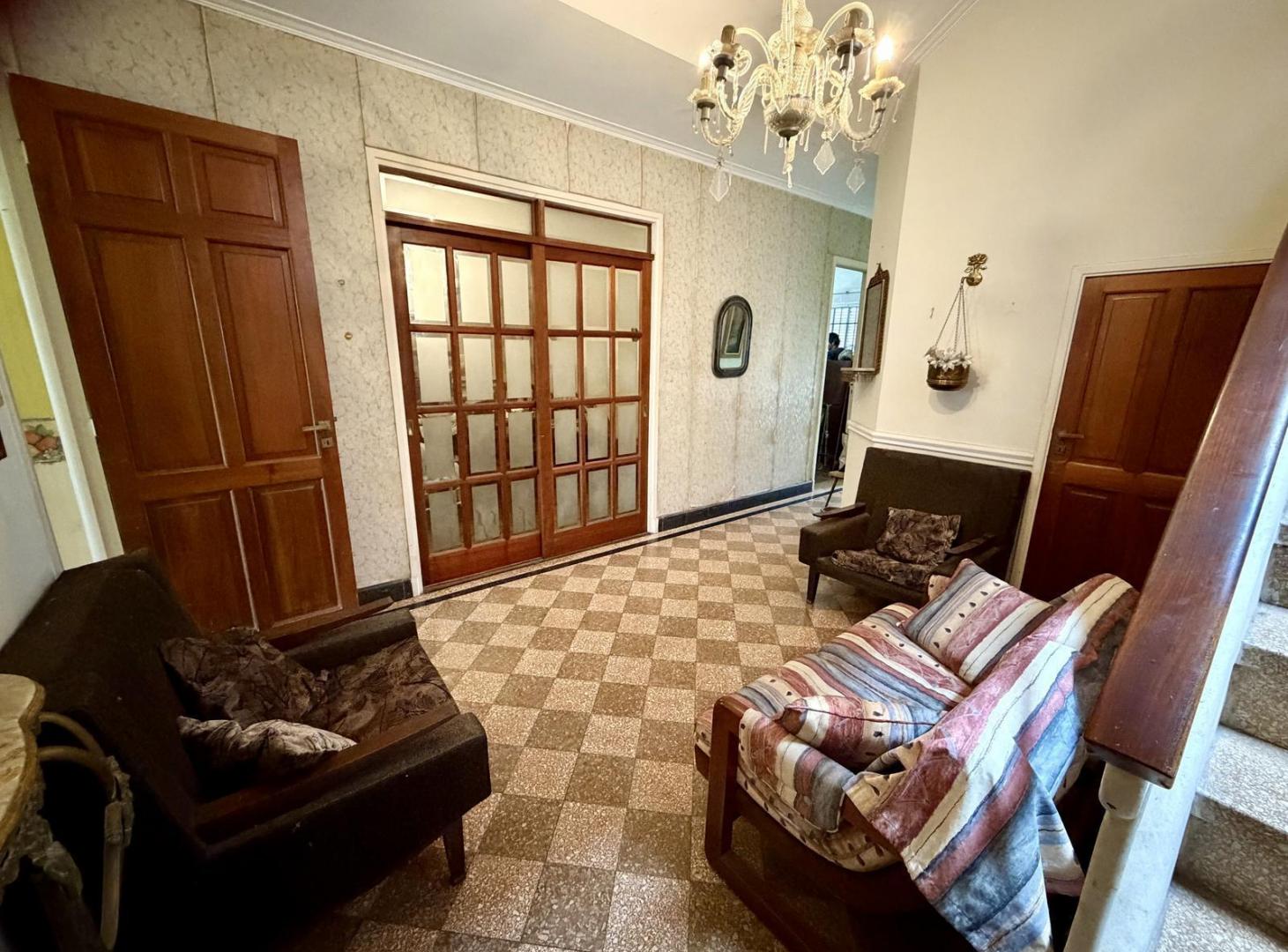 Foto de Casa al frente + Cochera - B° Candioti, imagen 2