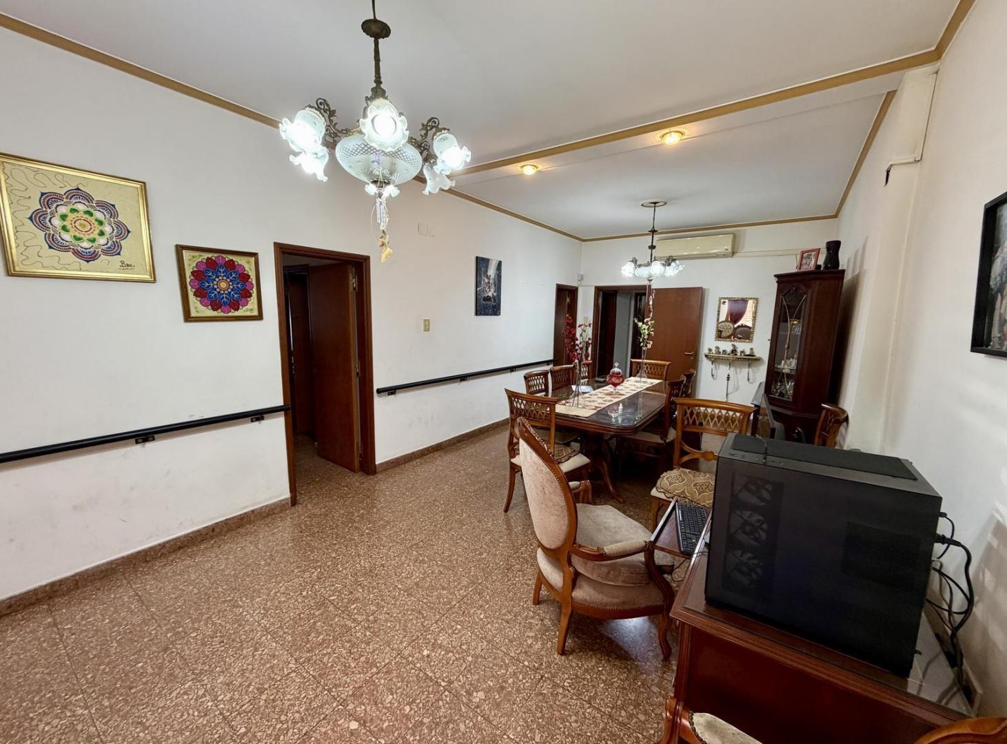 Foto de venta Casa - 3 Dormitorios - B° Escalante - Santa Fe, imagen 2