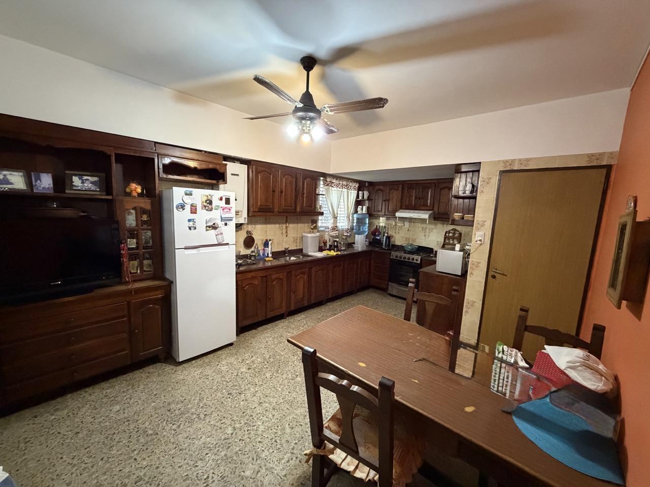 Foto de Casa - venta - 4 Dormitorios - Santa Fe, imagen 1