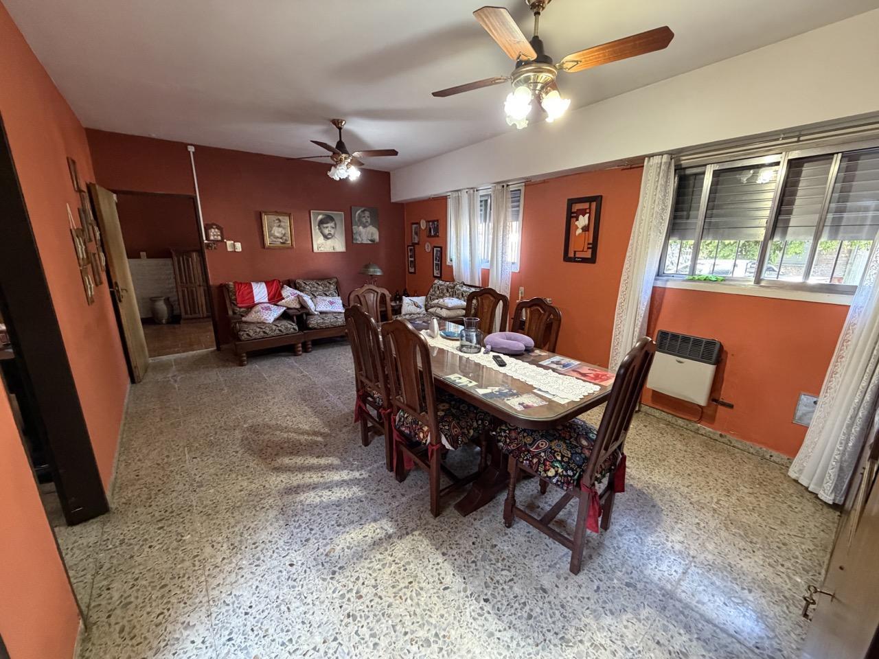 Foto de Casa - venta - 4 Dormitorios - Santa Fe, imagen 3