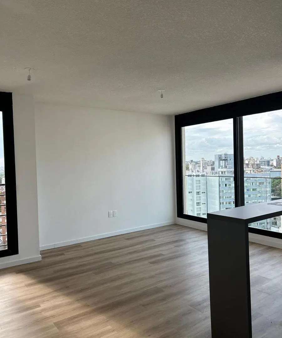 Alquiler Apartamento 2 Dormitorios en Tres Cruces con garaje 1