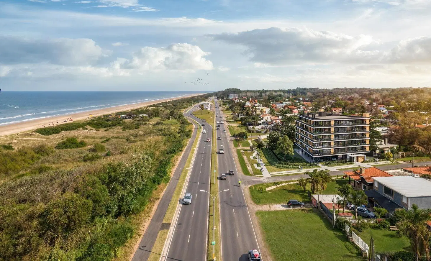 Venta Apartamento 2 Dormitorios en Ciudad de la Costa 2