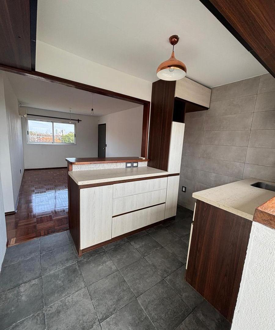 Foto de Alquiler Apartamento 2 dormitorios en Villa Española, imagen 4