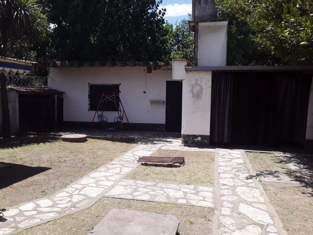 venta casa centrica La Reja Norte 1
