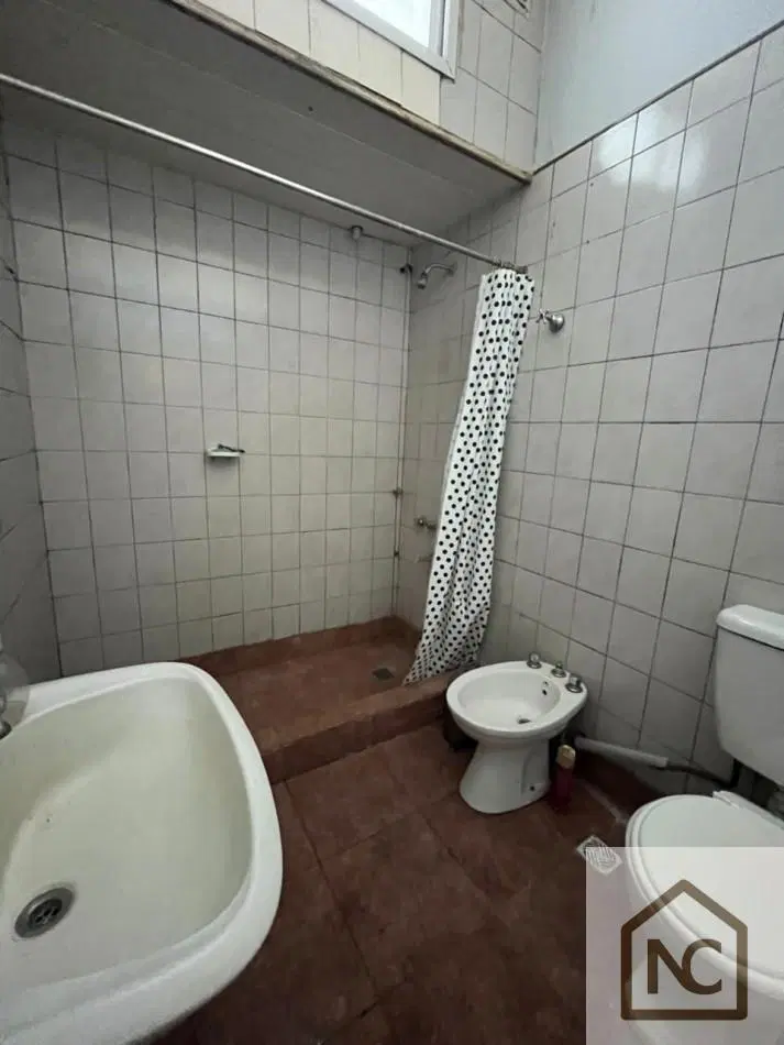 Chalet 3 ambientes + Galpon en Venta 3