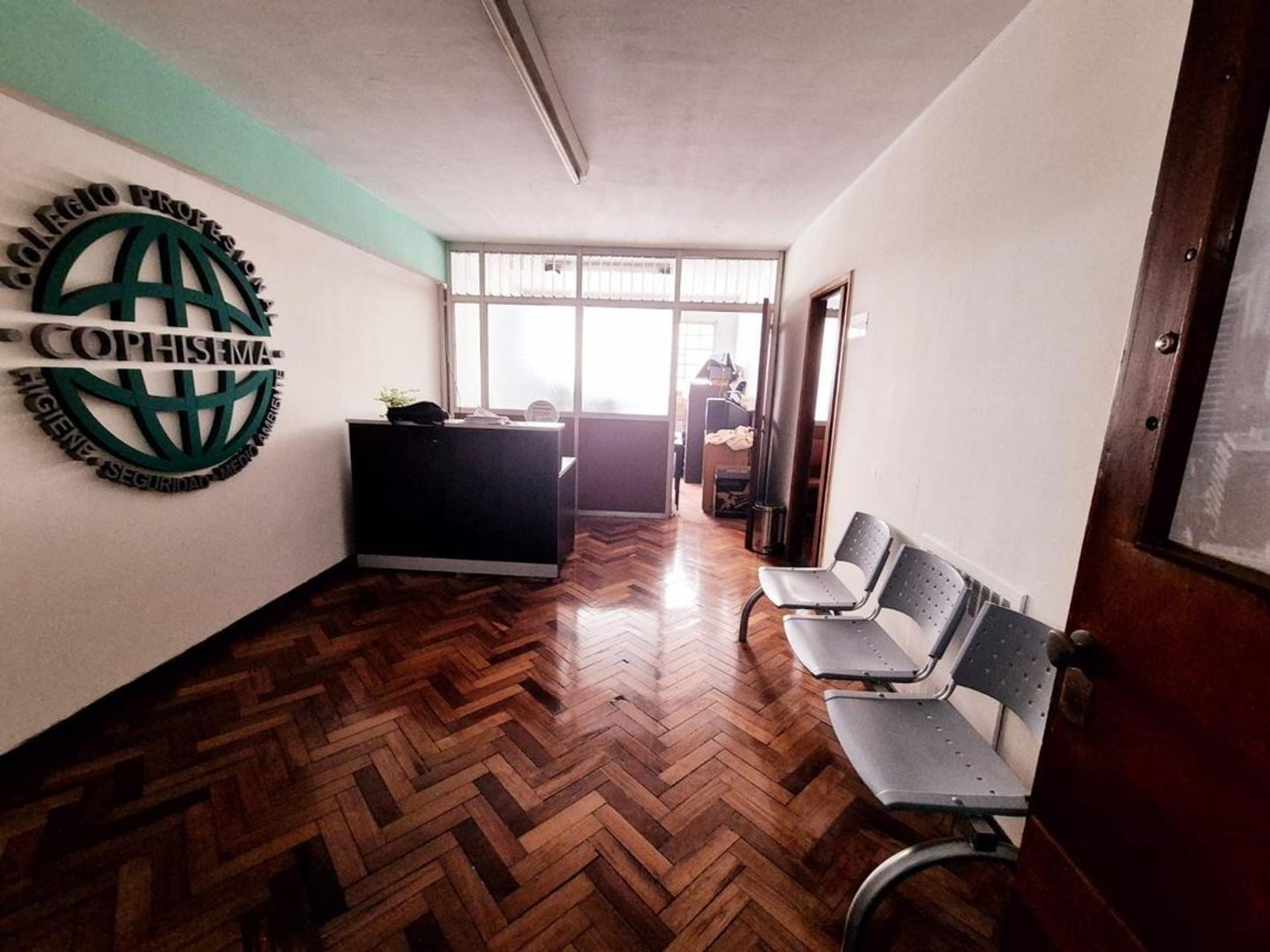 Foto de VENTA DE OFICINAS 3 AMBIENTES EN BLOQUE O INDIVIDUALES CABA, imagen 2