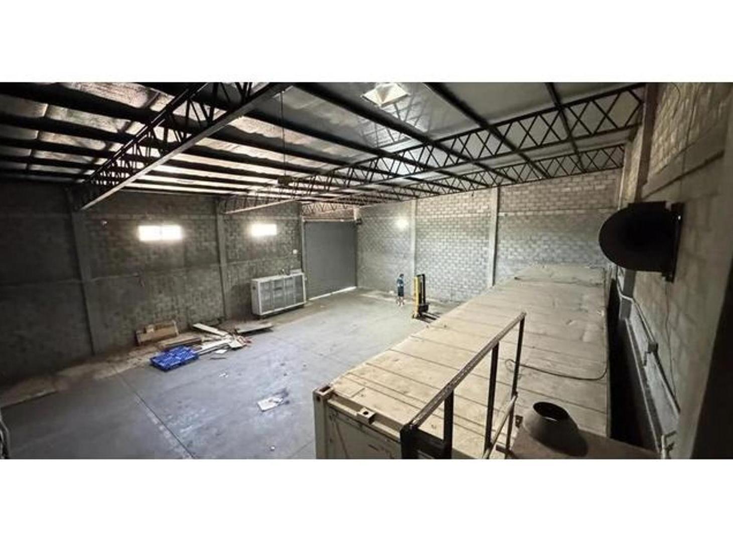 Foto de VENDE GALPÓN COMERCIAL 1527 MTS2 EN GRAL RODRIGUEZ, imagen 4