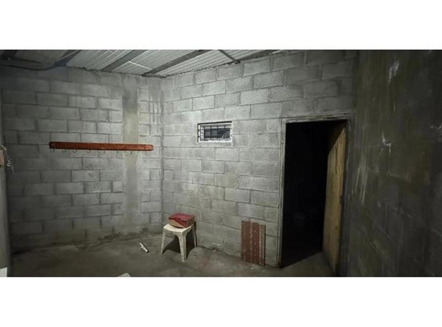 Foto de VENDE GALPÓN COMERCIAL 1527 MTS2 EN GRAL RODRIGUEZ, imagen 1
