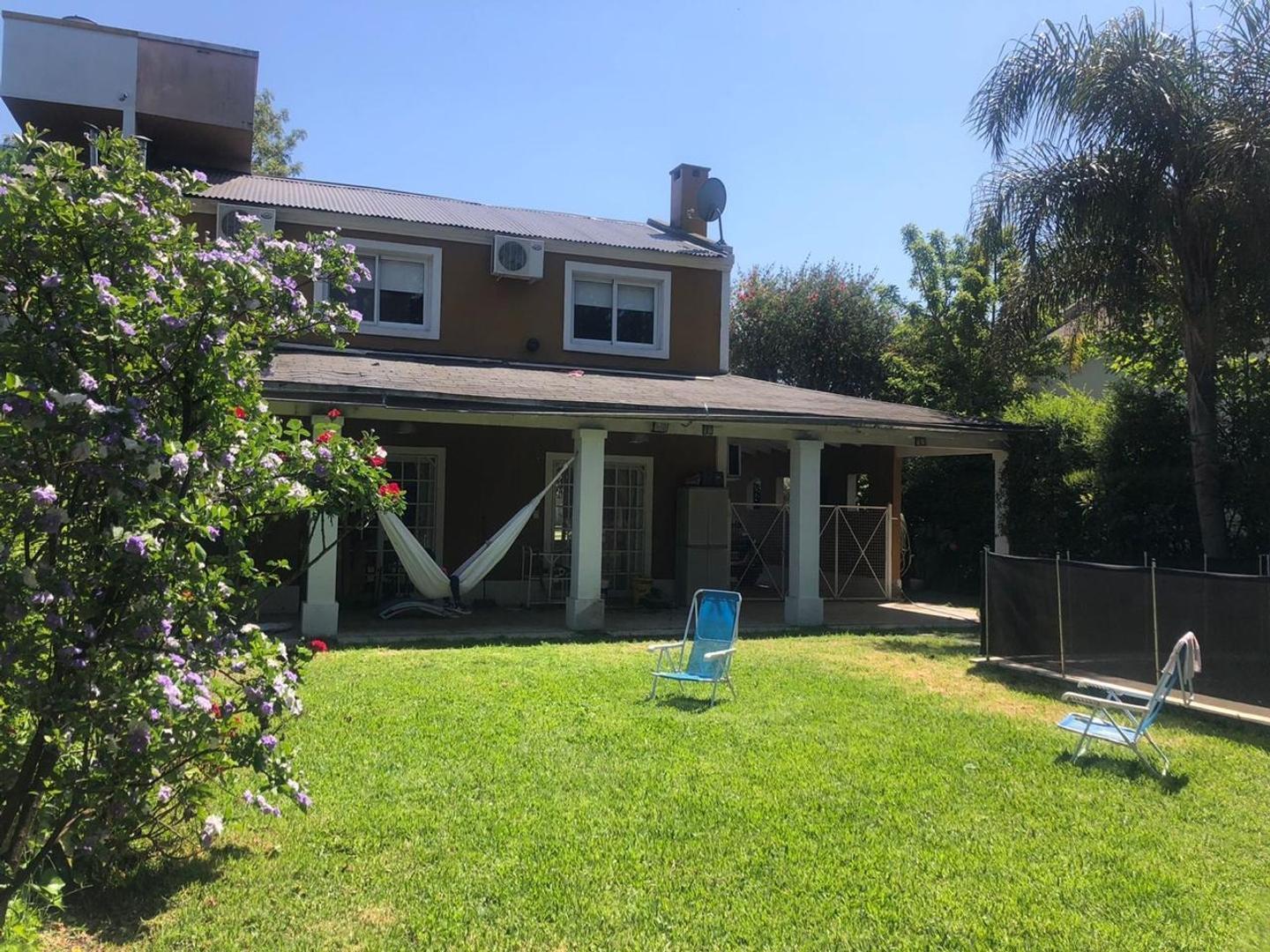 Foto de VENTA CASA 6 AMB EN JARDINES DE ESCOBAR-PILETA -COCH-QUINCHO, imagen 1