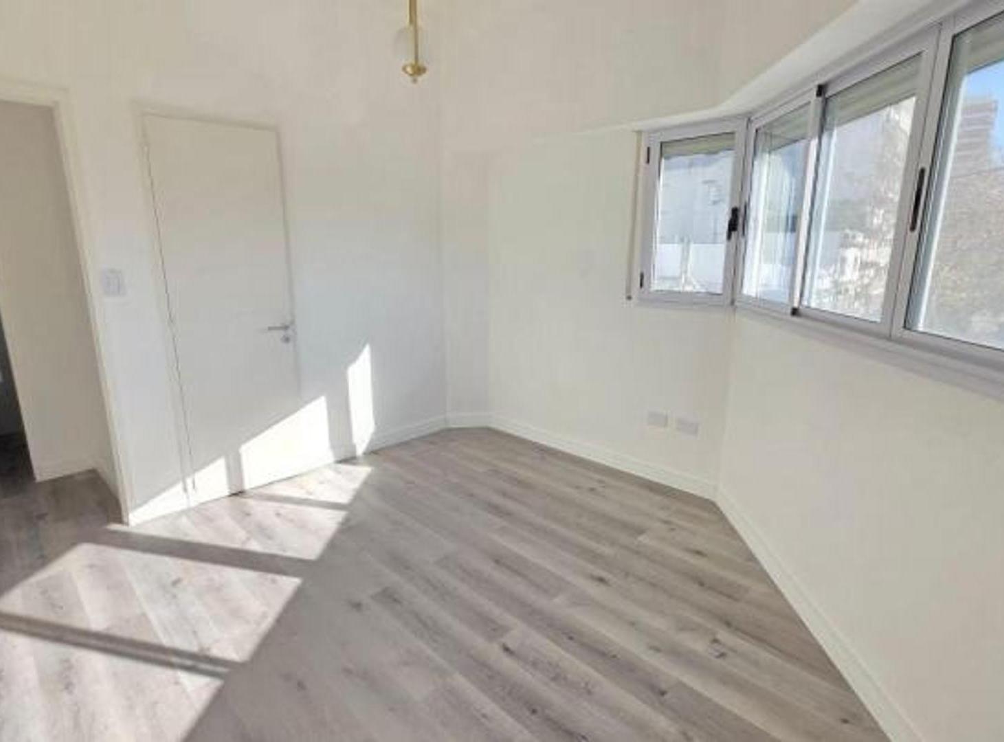 Foto de VENTA DEPARTAMENTO 3 AMBIENTES REFACCIONADO, imagen 1