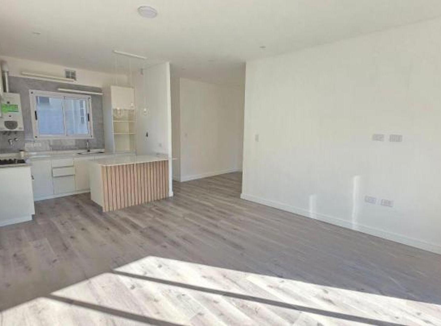 Foto de VENTA DEPARTAMENTO 3 AMBIENTES REFACCIONADO, imagen 3