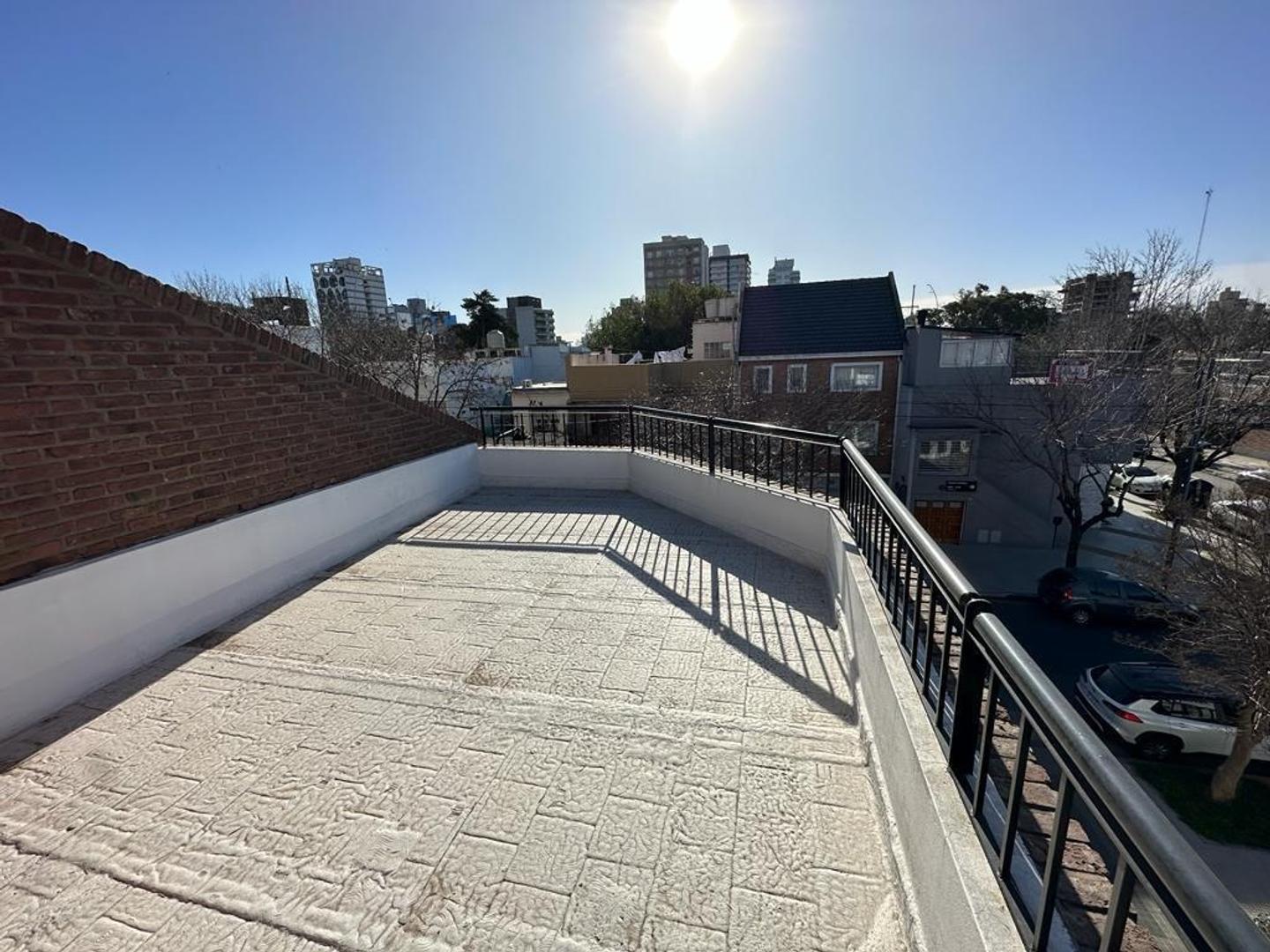 Foto de VENTA CASA 5 AMB, JARDIN, PISCINA Y COCHERA EN V. DEVOTO, imagen 5