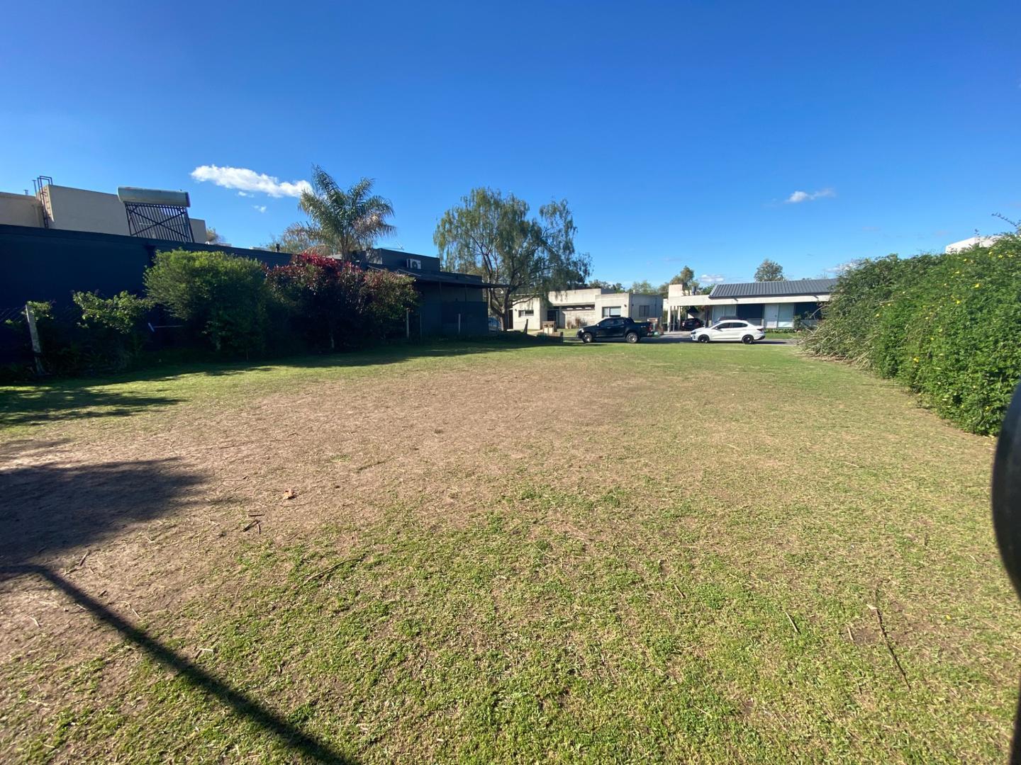 Foto de Venta Lote Exclusivo en Barrio Cerrado Alvear de Benavidez, imagen 1