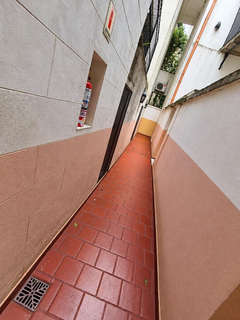 Foto de VENTA PH DÚPLEX 3 AMBIENTES CON PATIO PROPIO BALVANERA, imagen 1
