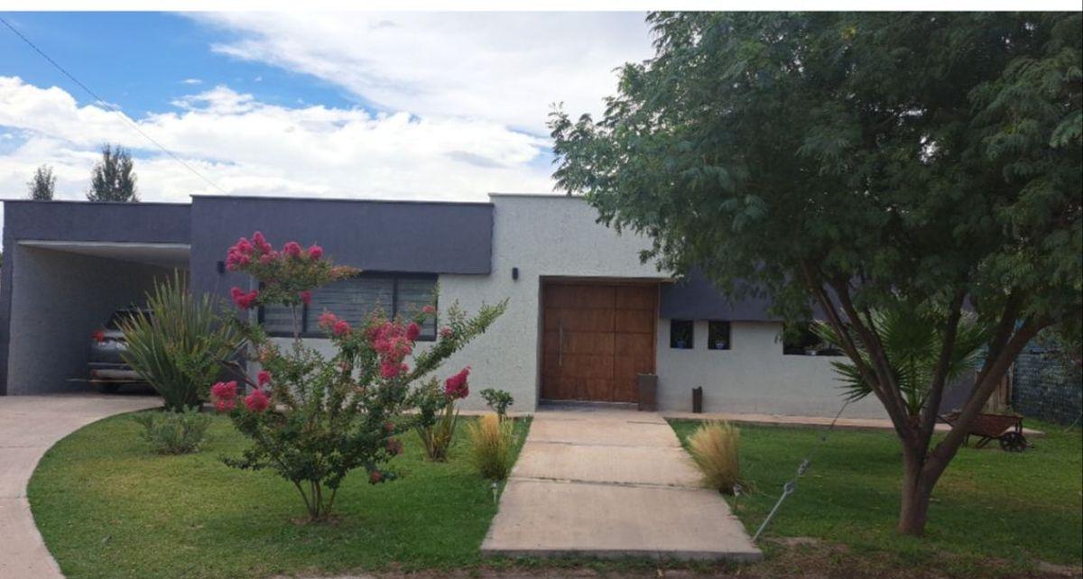 Foto de VENTA CASA TERRUÑOS DE ARAOZ 1, imagen 2