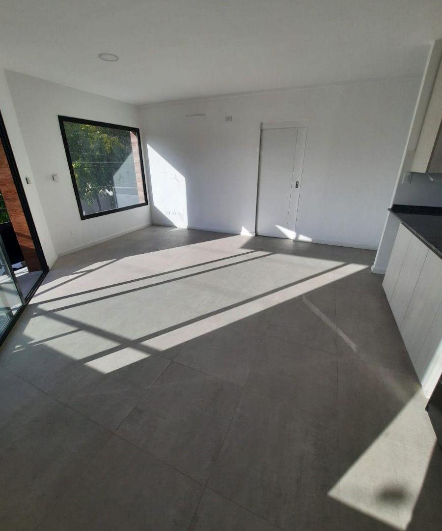 Foto de SE ALQUILA DEPARTAMENTO EN GODOY CRUZ, imagen 3