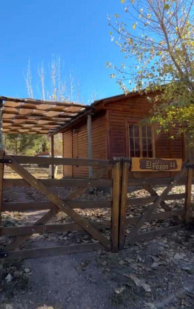 Foto de OPORTUNIDAD EN VENTA COMPLEJO DE 2 CABAÑAS DE TRONCOS EN LOTE 900 M2 |, imagen 1