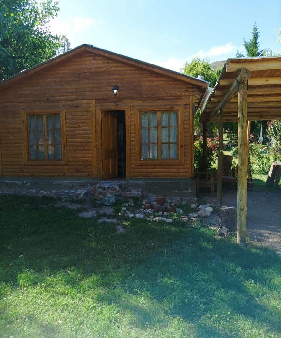 Foto de OPORTUNIDAD EN VENTA COMPLEJO DE 2 CABAÑAS DE TRONCOS EN LOTE 900 M2 |, imagen 4