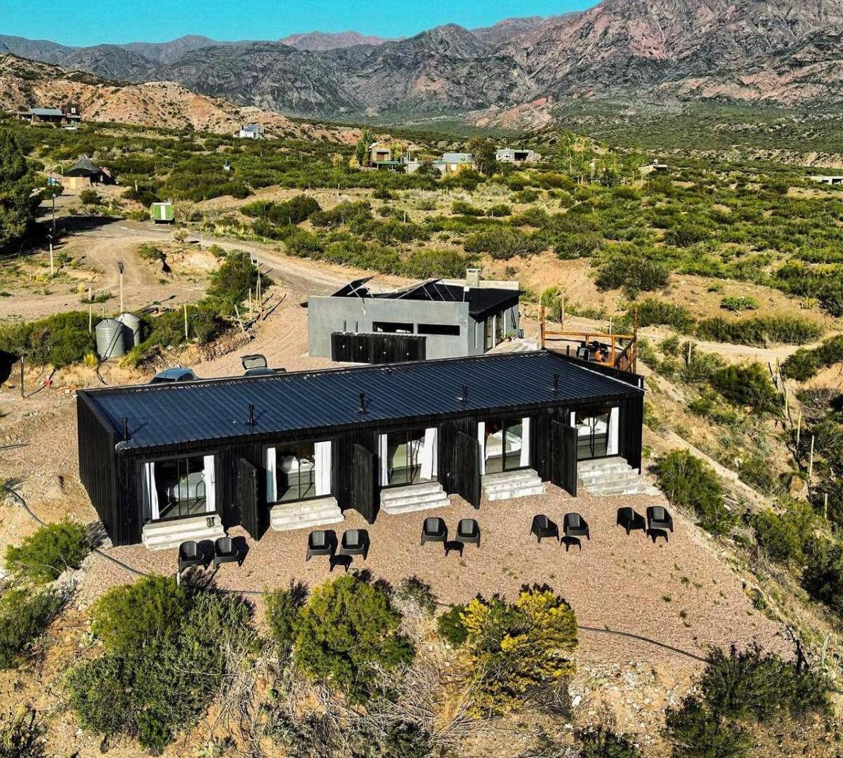 Foto de COMPLEJO TURÍSTICO EN VENTA SOBRE RUTA 7 | 5 HABITACIONES | VISTAS AL, imagen 1