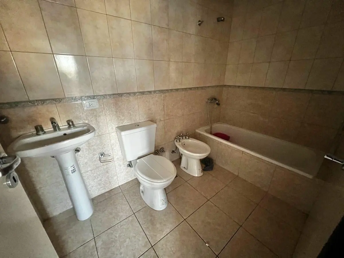 Dpto interno con balcón 1