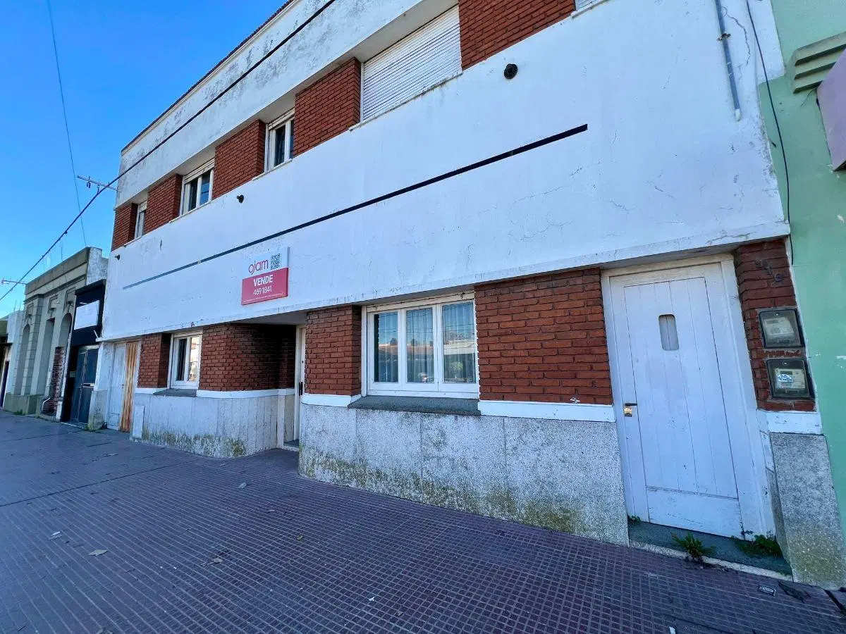 Importante inmueble sobre Avenida en Ensenada 1