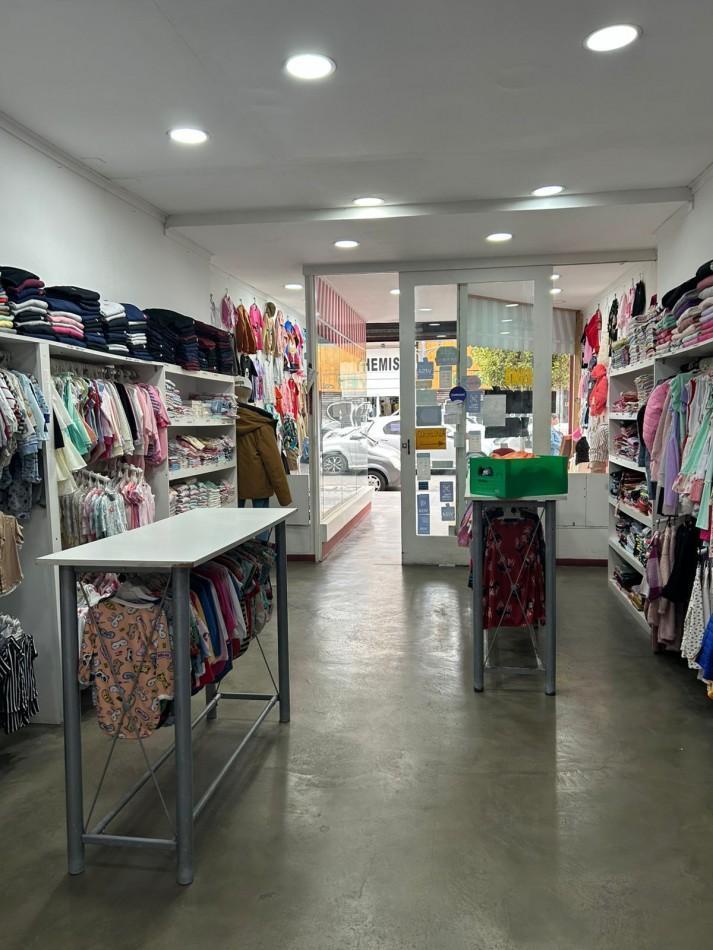 LOCAL EN VENTA SAN MARTIN 3030.