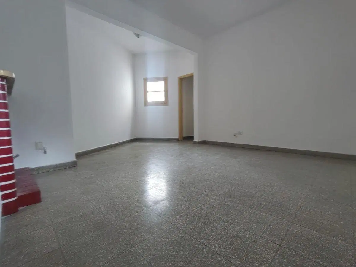 ALQUILER DE DEPARTAMENTO EN CALLE ROQUE SAENZ PEÑA 1236 PLANTA ALTA 4