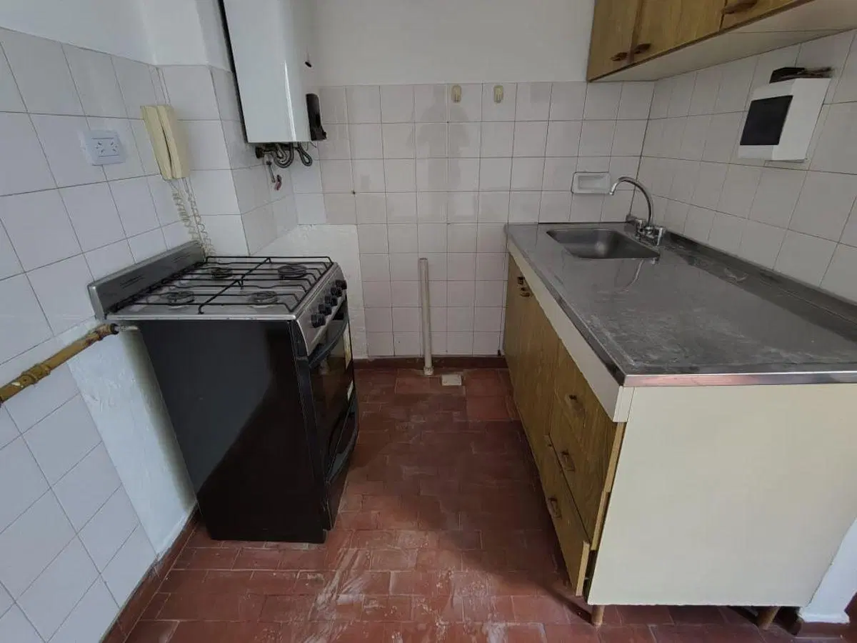 ALQUILER DEPARTAMENTO CALLE ARTIGAS 409 PISO 1 B° OBSERVATORIO 4