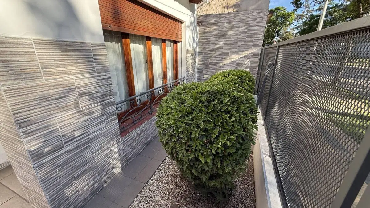 Excelente propiedad en venta sobre importante avenida, pleno centro 4